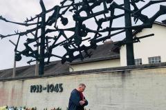 received_3379135095672057